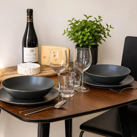 Thebluestay 269 - Cozy Studio, Grands Boulevards